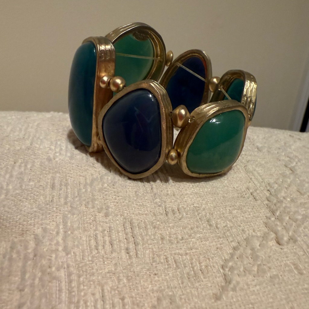 Chico’s 6 Multicoloured Stone Bracelet, Beautiful Piece